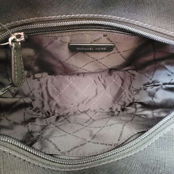 Michael Kors Jet Set XS Logo Tote Crossbody - Picture 3 of 9